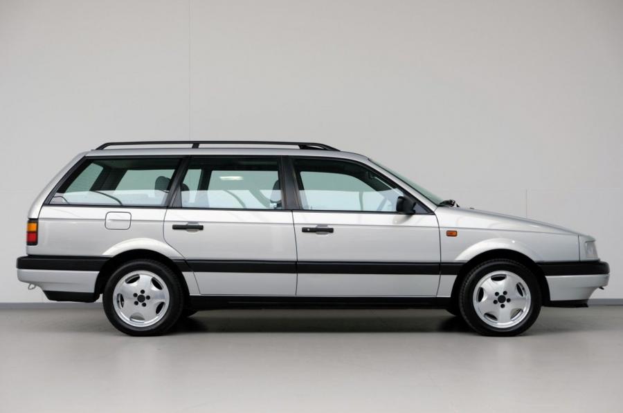  Volkswagen Passat VR6 Variant Satinsilber Metallic (B3) 1992 года  (фото 3 из 51)